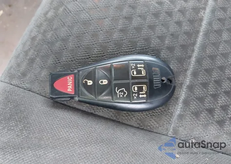 2010 Chrysler Town & Country Lx from USA, damaged, VIN 2A4RR4DE8AR309727